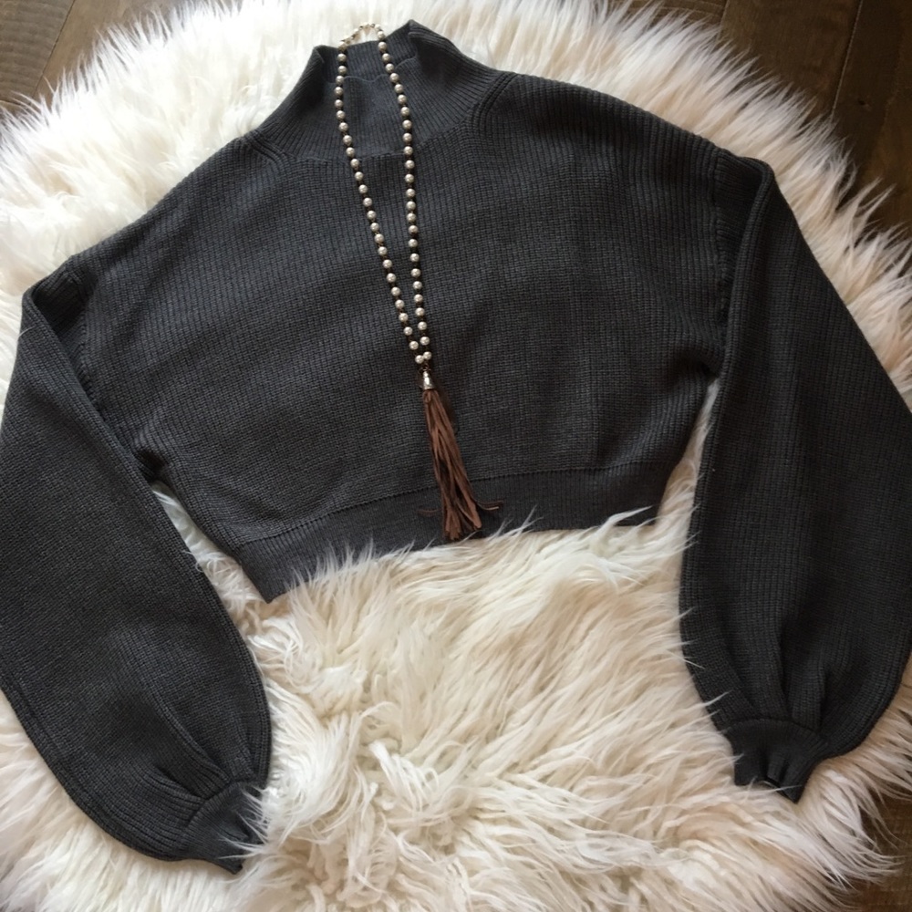 Adorable Sweater 🥰 - Picture 2 of 3